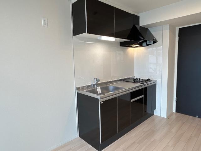 ルミエールグラン302号室 キッチン（イメージ）