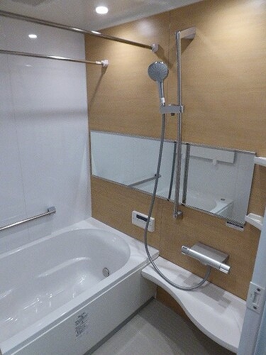 ライオンズステージ麻布 浴室　※前回募集時2023年11月撮影