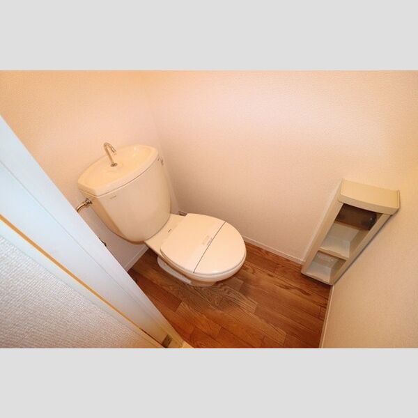 グランディール101号室 トイレ