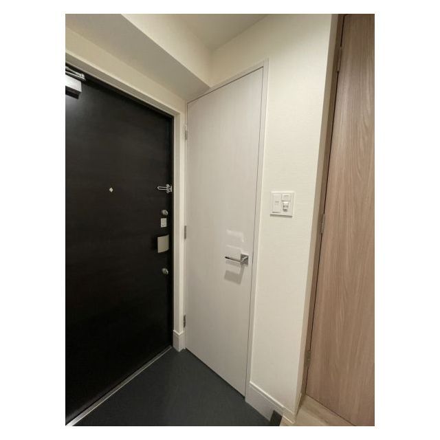 プレサンスブルーム浅草North 玄関