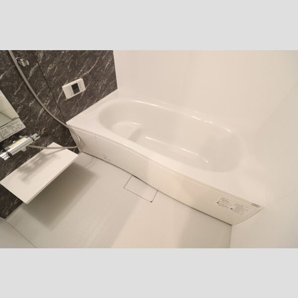 メゾン ド 常盤202号室 浴室換気乾燥機バスルーム