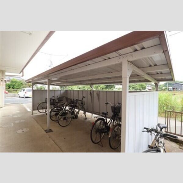 ハートリーフレジデンス207号室 駐輪場