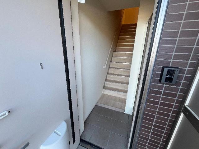 ローズ・ヴェルジュ 玄関