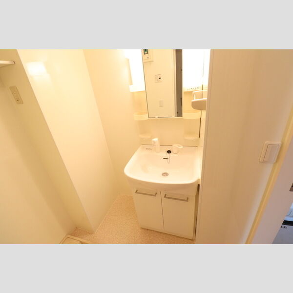 Primevere 洗髪洗面化粧台