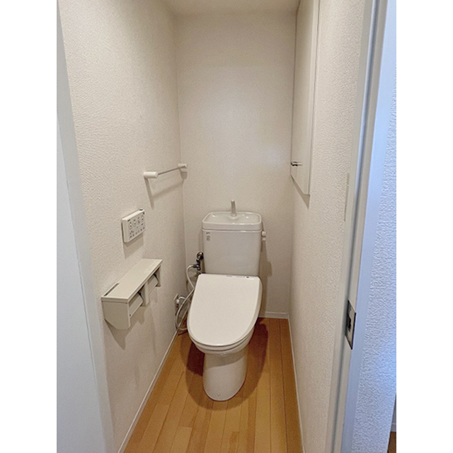 アンリシェール橋本Ｂ202号室 温水洗浄便座