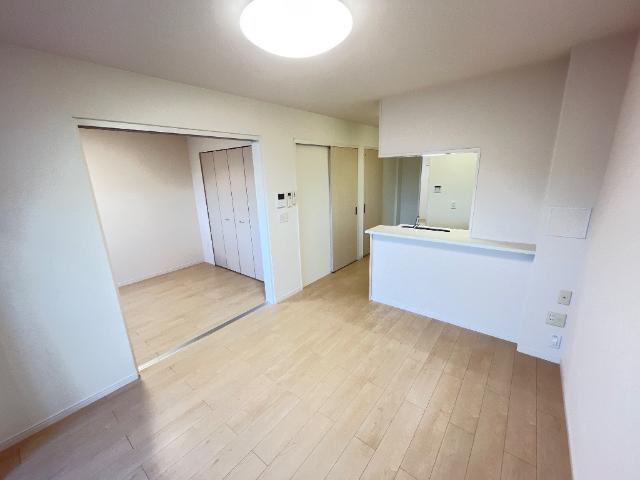 ハーモニーヒルズ202号室 リビング