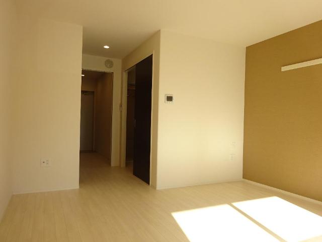 ユニヴァリィ　ルークス302号室 洋室