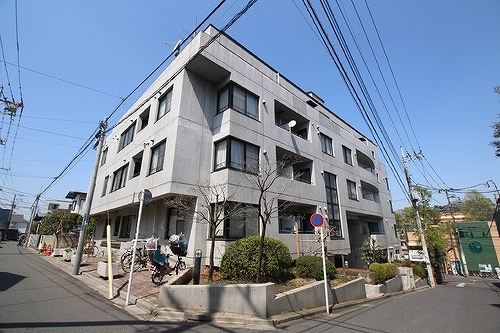 パークブリージェ井の頭3階 外観別角度