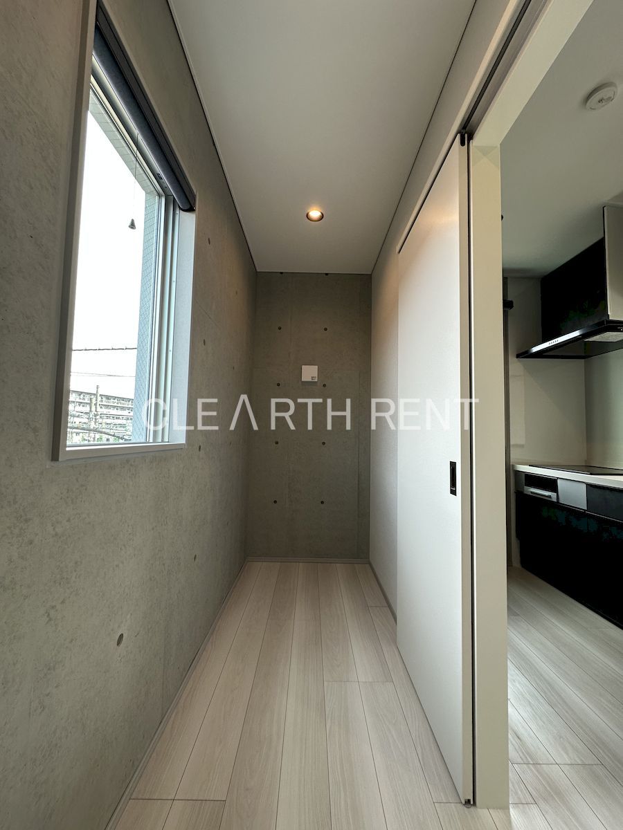 ルミナス池袋本町3階 パントリーがあり日用品も楽々収納が可能