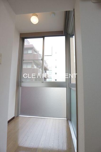 菱和パレス九段5階 サンルーム付きの明るいお部屋