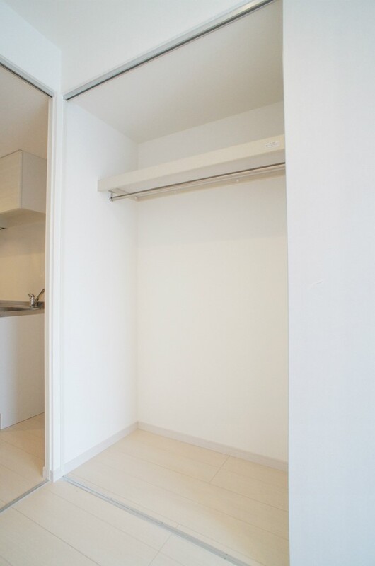 リブリ・ルピア湘南Ⅱ1階 収納