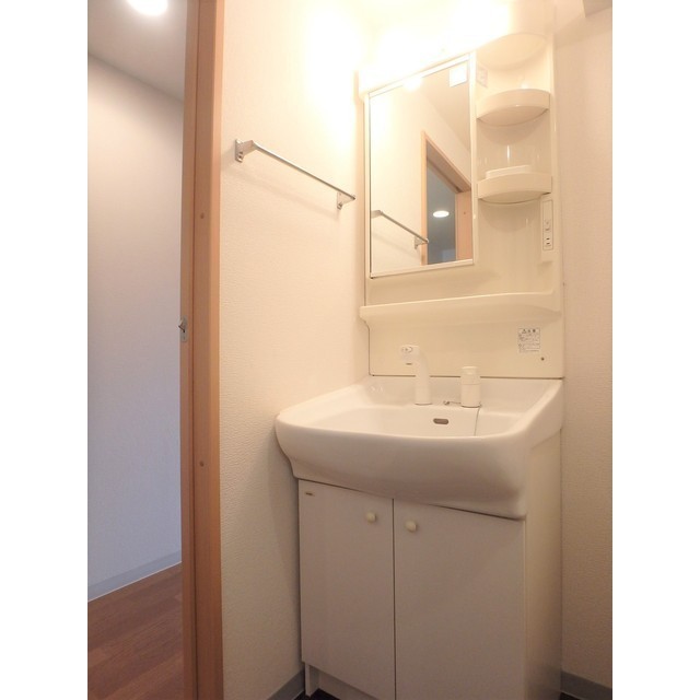 ブレクレール湘南206号室 内観