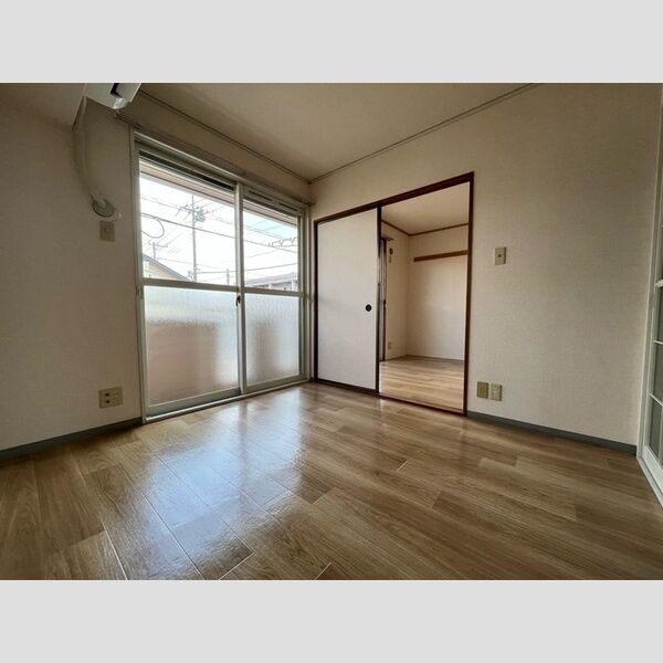 ラフォーレ北方　B 洋室