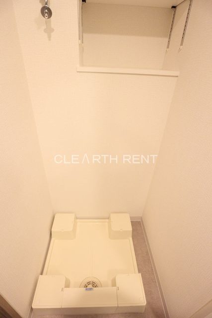 ＣＲＥＶＩＳＴＡ 練馬桜台5階 上部に便利な棚付き/洗濯機置き場