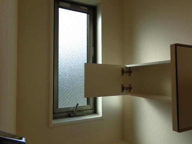 グランドゥール・メイ00205号室 トイレ戸棚