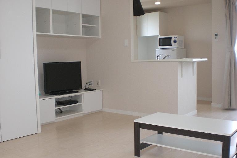 レオネクストリモーネ７ 玄関