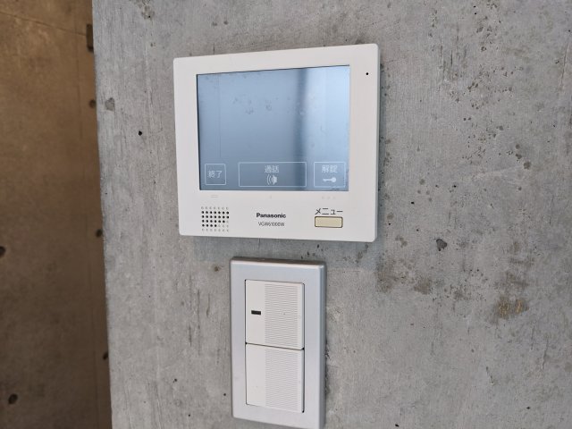 アレーロ江戸川橋303号室 セキュリティ