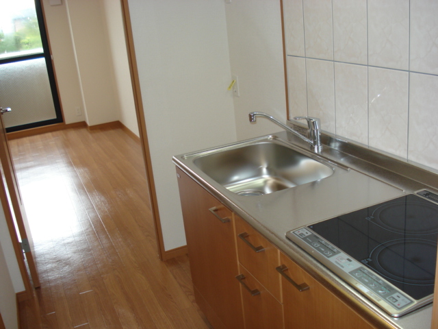 ル・トォーネＫⅢ キッチン