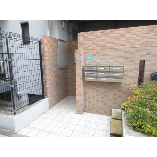 ハイグレードビラ中野坂上3階 エントランス