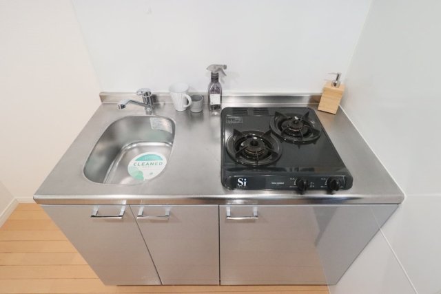 GENOVIA中野・都立家政 システムキッチン（2口ガスコンロ）/家具･小物はイメージです