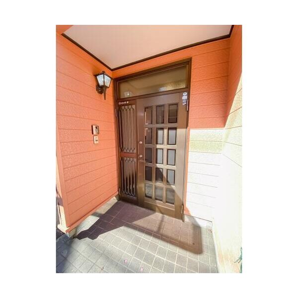 千葉市中央区松ヶ丘町貸家(JTI) エントランス