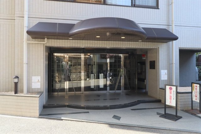 フロール巣鴨5階 エントランス