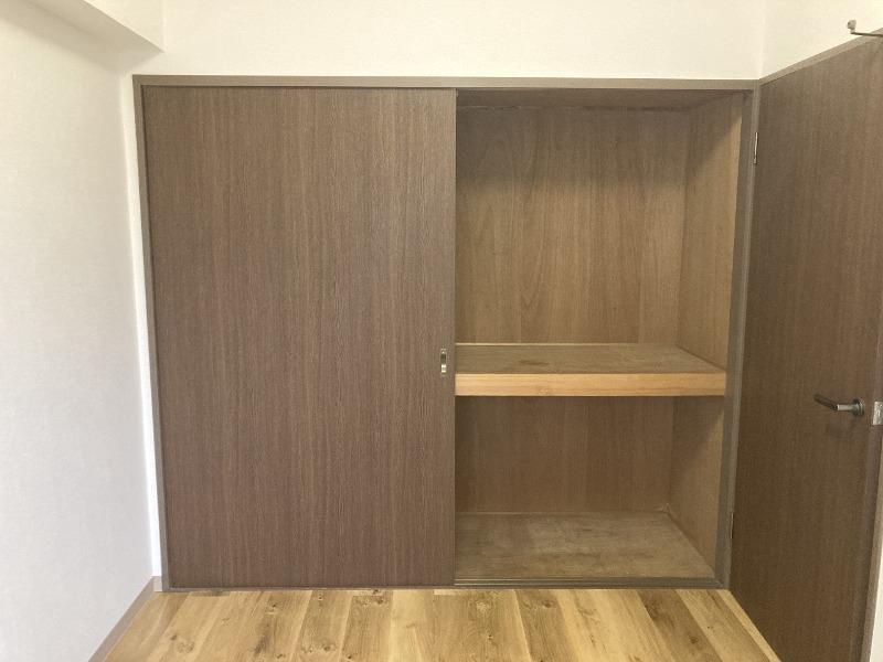 エルシー弐番館 収納