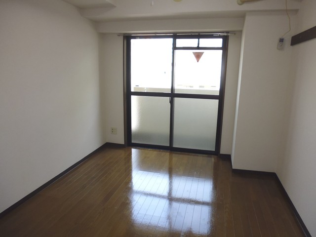 ロイヤルコート・オガワ0605号室 居室2