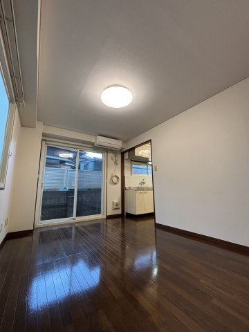 太陽辻堂マンション リビング