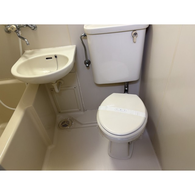 サニーサイド三田南B 内観