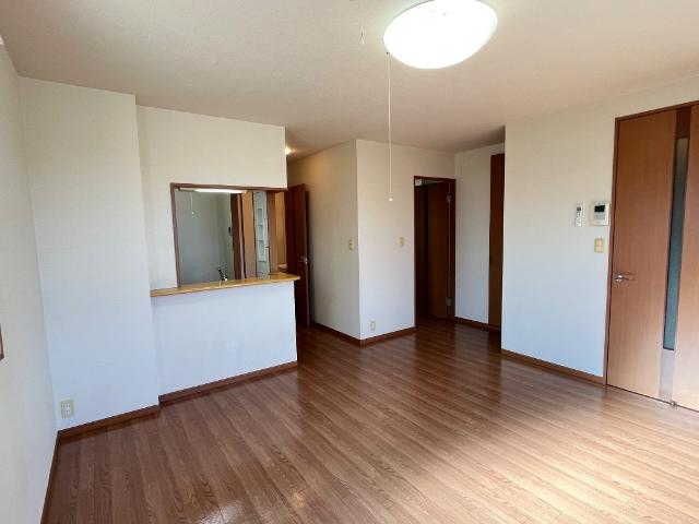 プラム　ツリィ リビング