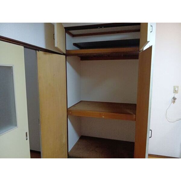 アルペジオ多摩0203号室 収納