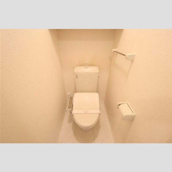 ウエスト レジデンス206号室 温水洗浄暖房便座