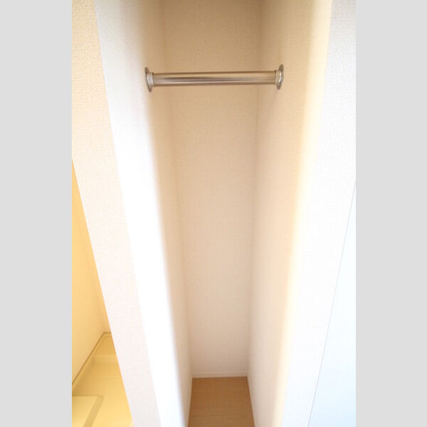 リヴィエール306号室 玄関脇