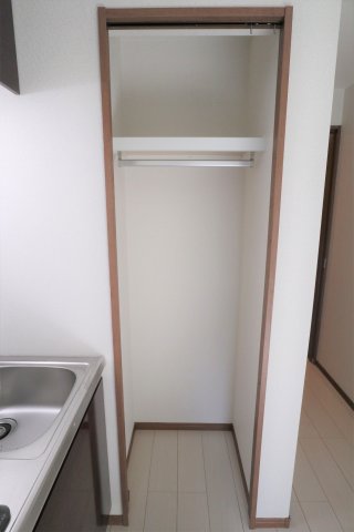 T＆FレジデンスⅥ101号室 収納