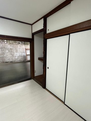 山元町2丁目戸建 1階洋室　収納
