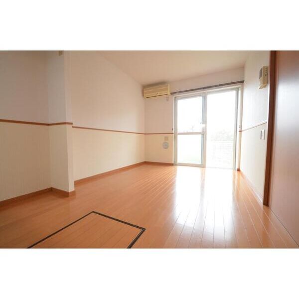 ファーストワン リビング