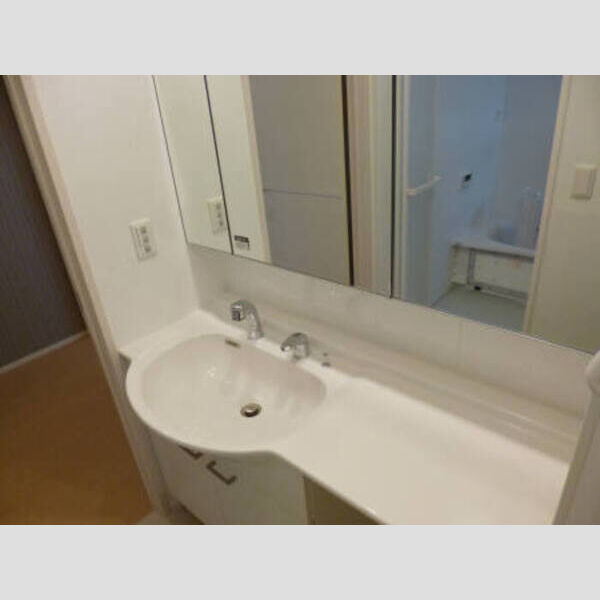 ソーレ　ルーチェ 1号室タイプ洗面台