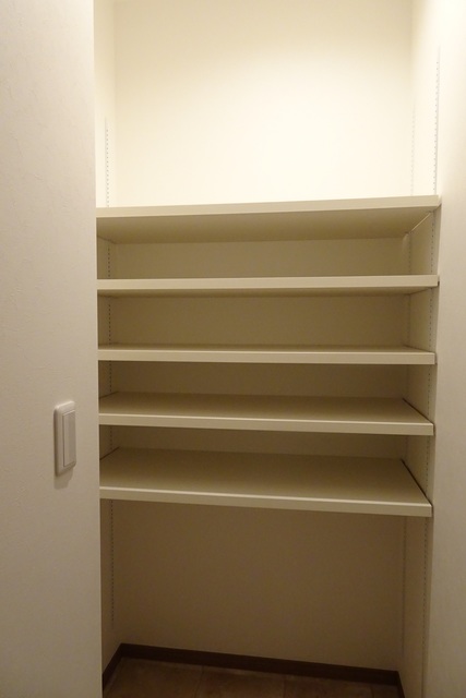 テラス妙蓮寺 収納