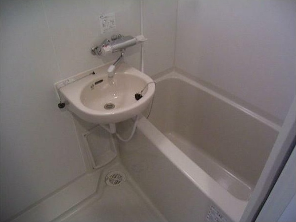 フェニックス新横濱エオール5階 同建物別部屋の参考画像