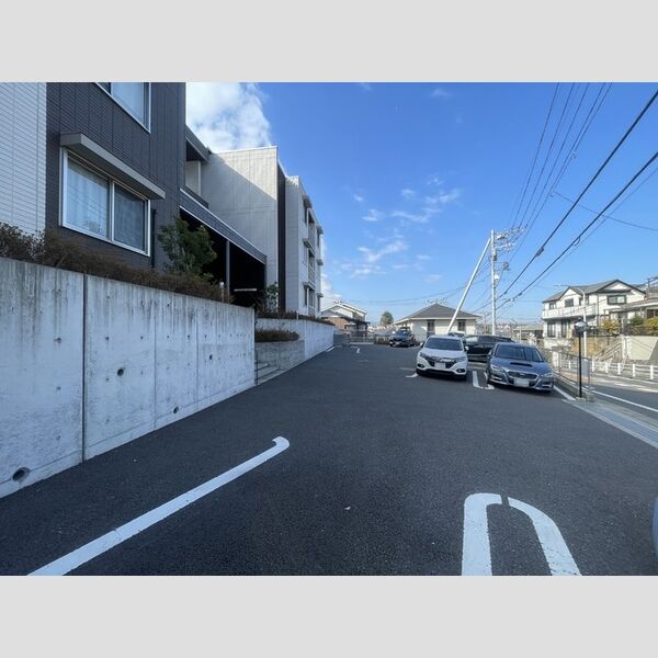 Sky Avenue Yokohama 駐車場