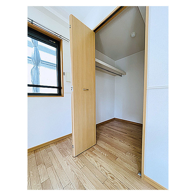 コスモリード大森町0201号室 収納