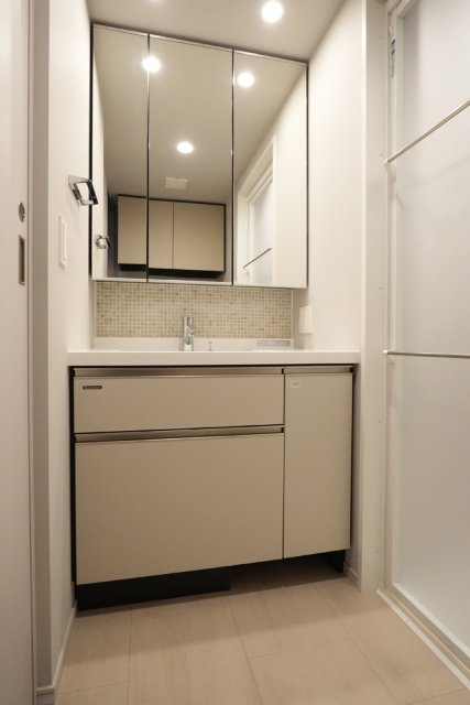 イニシア東京尾久 洗面