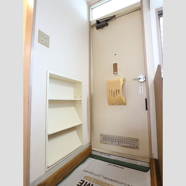 コーポふじⅡ201号室 玄関