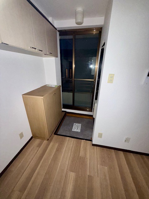 エール谷中 玄関