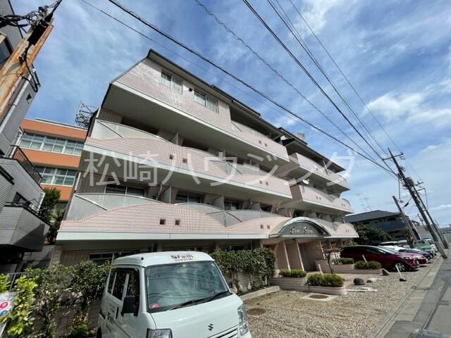 ツインフォーラムウエスト 外観