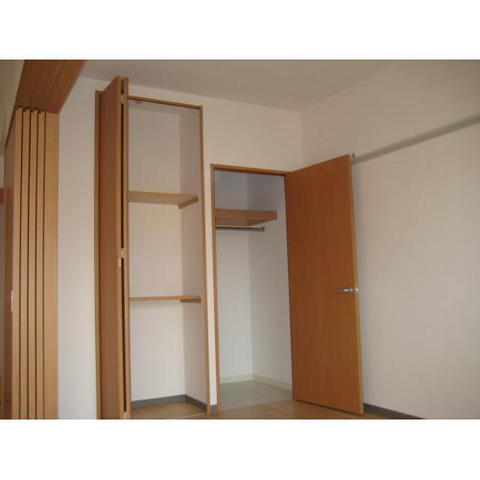 Ａｄａｇｉｏ0201号室 収納