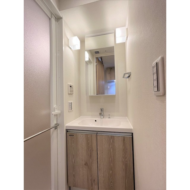 ブランシエスタ横浜高島町1201号室 内観