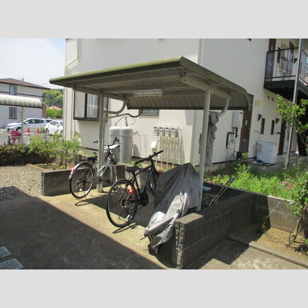 ブルンネンパーク　B 駐輪場