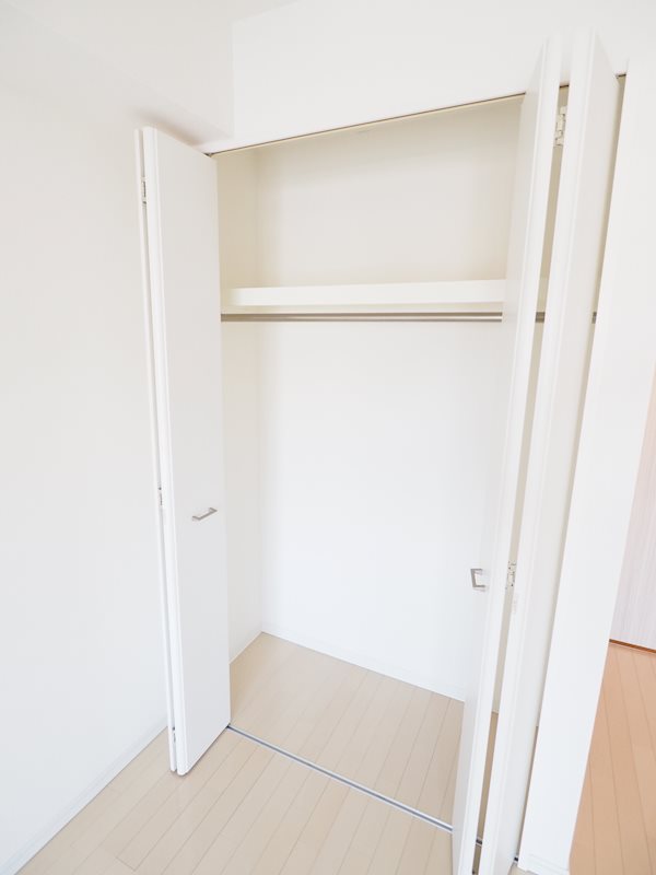 レジディア祐天寺5階 収納